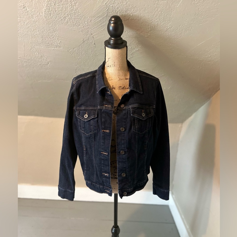 Liz Claiborne XL dark wash jacket